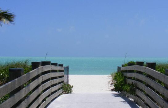 Sombrero-beach-handicap-accessible-pathway